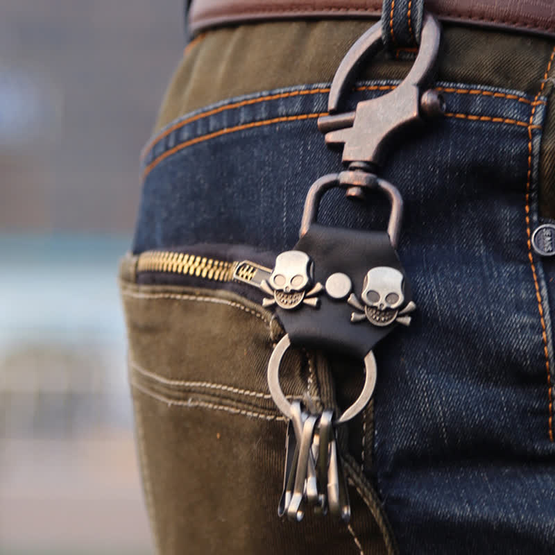 Punk Dual Skull Head Leather Keychain