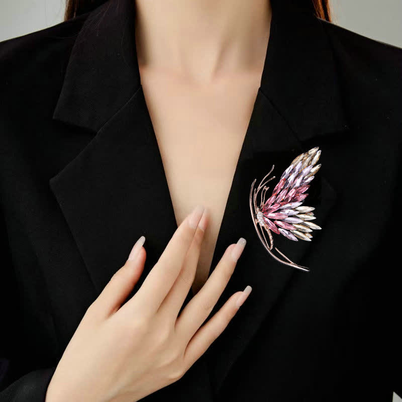 Women's Dazzling Gradient Pink Butterfly Brooch