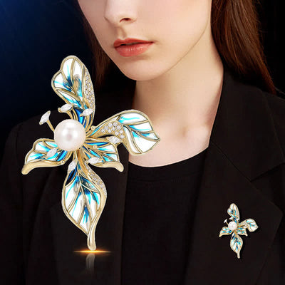 Women's Luxury Blue Iris Pearl Decoration Brooch