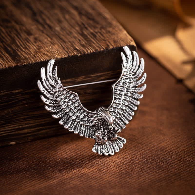 Men's Retro Eagle Spreading Wings Brooch