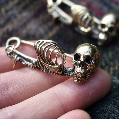 Dark Elegance Mystic Skull Brooch