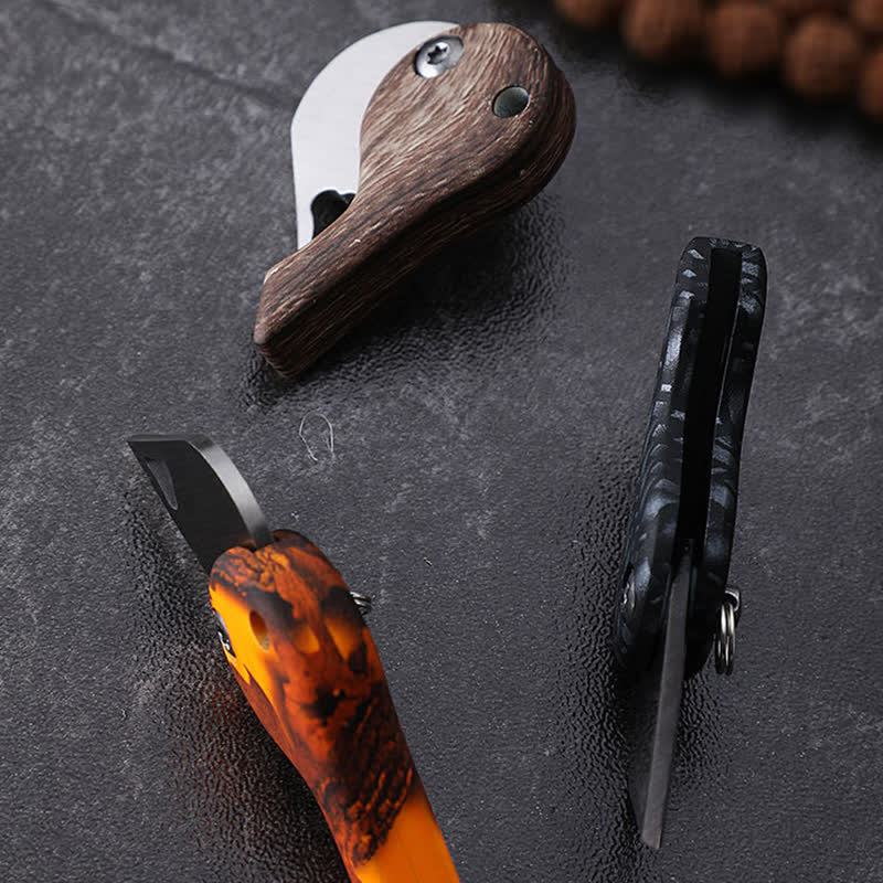 Heart Shaped Hollow Blade Pocket Folding Knife Keychain