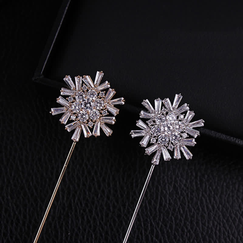 Sparkling Artificial Crystal Snowflake Flower Brooch