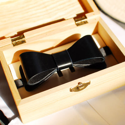 Men's Hand-Stitched Black Plant Tanned Leather Bow Tie