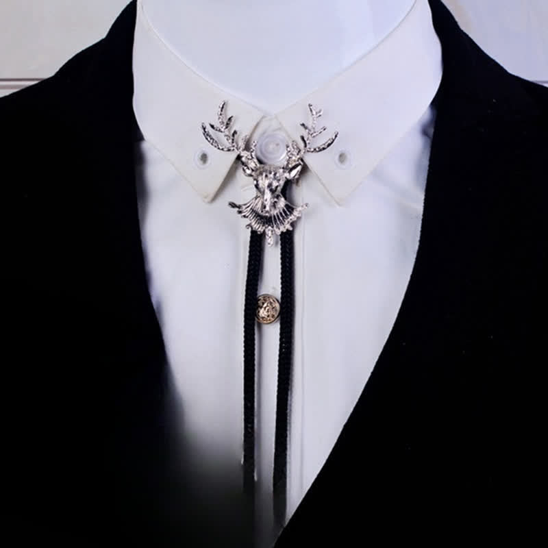 Delicated Crafted Deer Head Pendant Bolo Tie