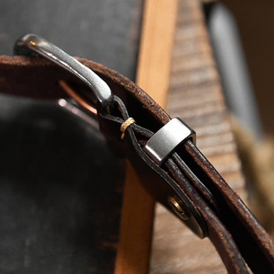 Men's Engraved Triangle Pattern Leather Belt