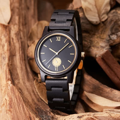 Men's Black Dial Quartz Movement Wooden Watch