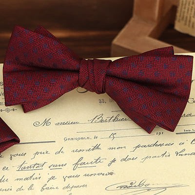 2Pcs Men's Burgundy Floral Bow Tie Handkerchief Set