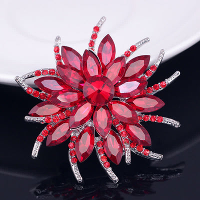 Women's Classic Flower Crystal Brooch