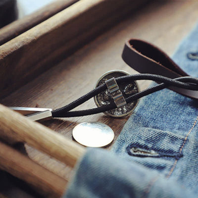 Carving Eagle Pattern Round Pendant Bolo Tie