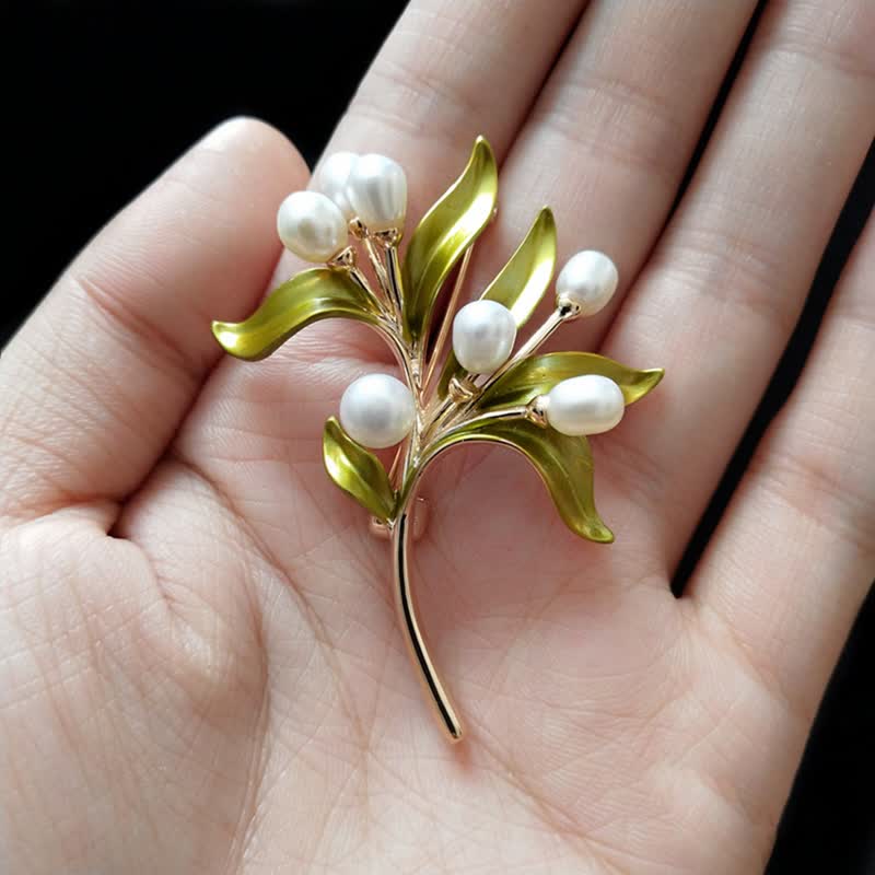 Women's Natural Pearl Olive Branch Brooch