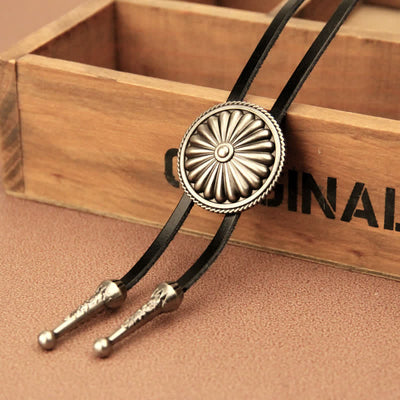 Round Concho Sweater Chain Bolo Tie