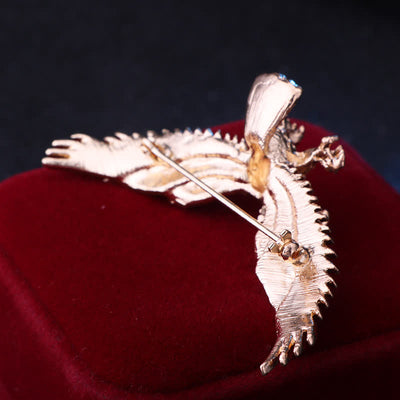 Men's Retro Soaring Bald Hawk Brooch