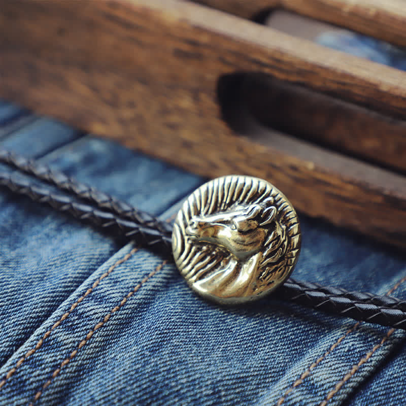 Retro Carved Horse Head Bolo Tie