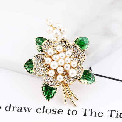 Women's Pearl Stamens Floral Brooch