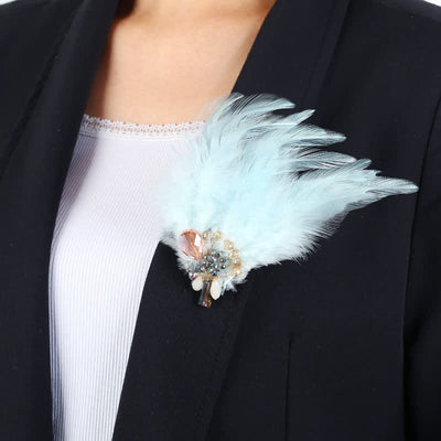 Women's Luxury Crystal Branch Snowflake Feather Brooch