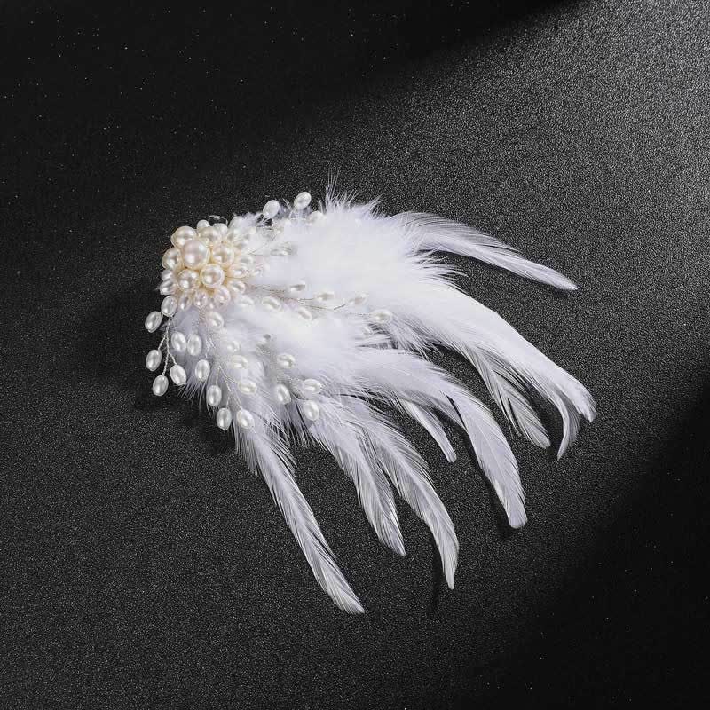 Women's Temperament Pearl Feather Brooch