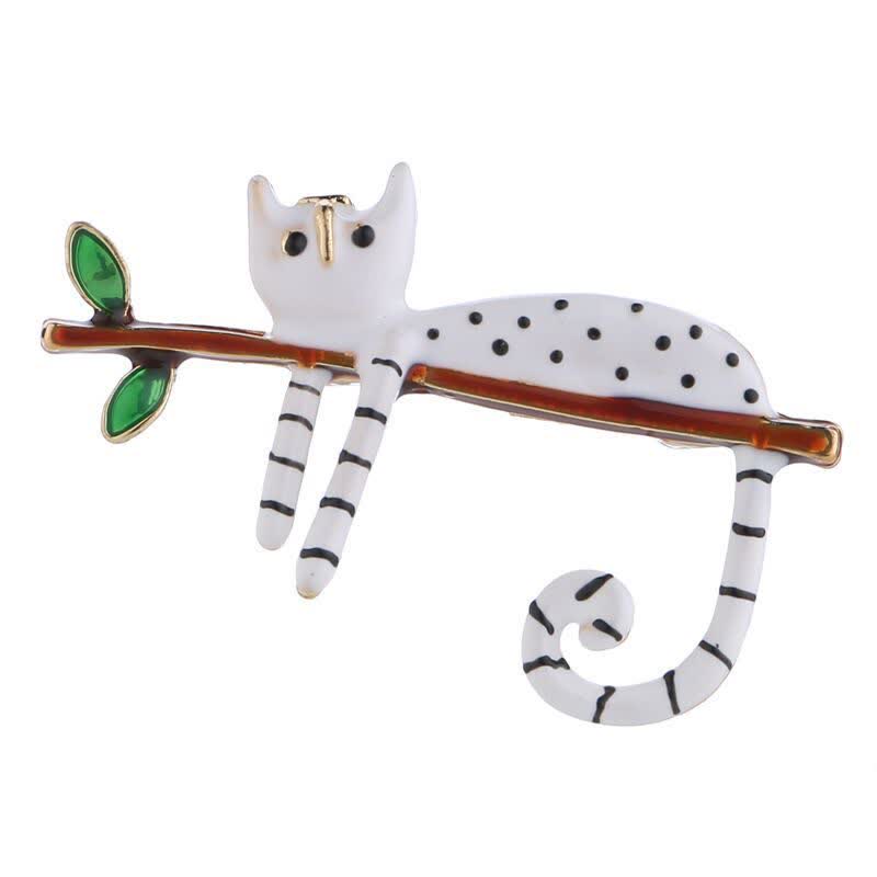 Women's Lazy Kitten Polka Dot Cat Brooch