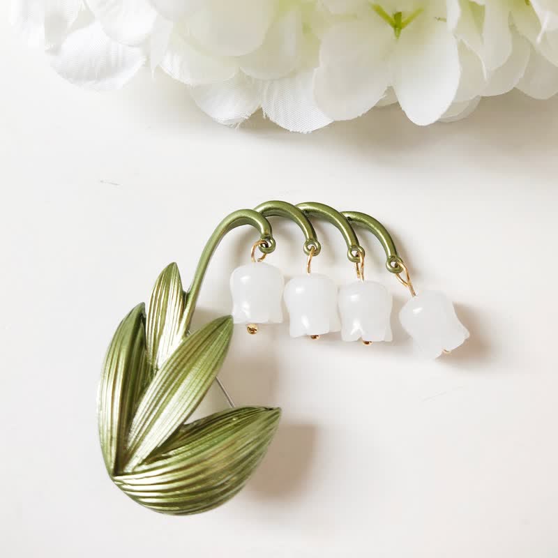 Women's Pure White Lily Of The Valley Brooch