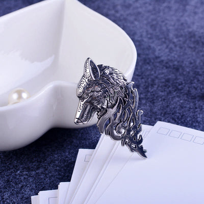 Men's Glamorous Hollow Wolf Head Brooch