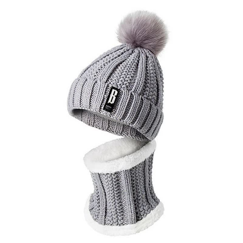 2Pcs Winter Women's Warm Pom Poms Hat