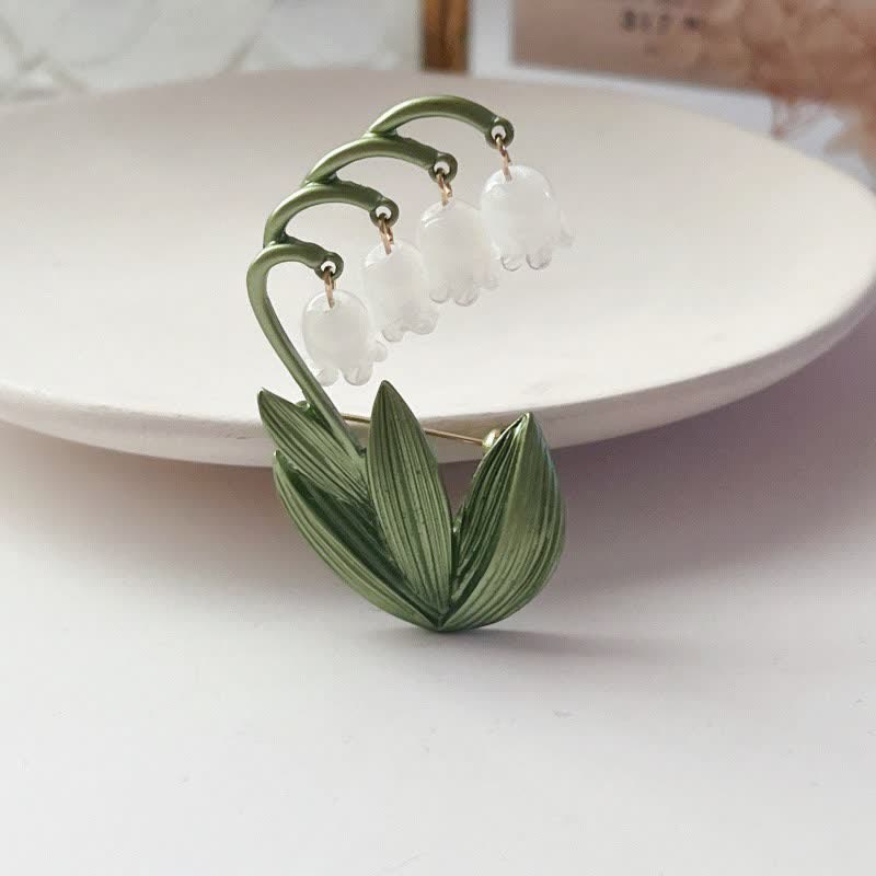 Women's Pure White Lily Of The Valley Brooch