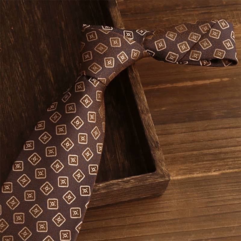 Men's Dark Brown & Gold Diamonds Necktie