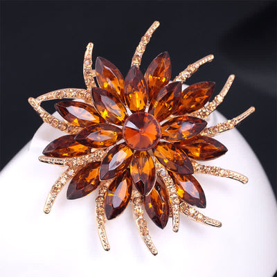 Women's Classic Flower Crystal Brooch